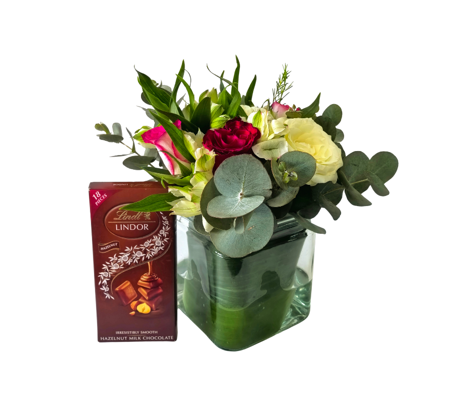 Cupid and Lindt Gift Set (with vase) - Jihaans Flower Emporium