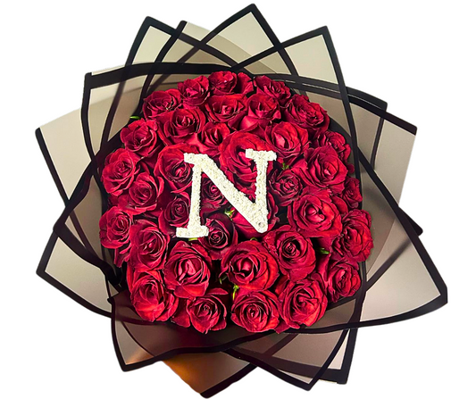 30 Stem Roses (with one Letter) - Jihaans Flower Emporium
