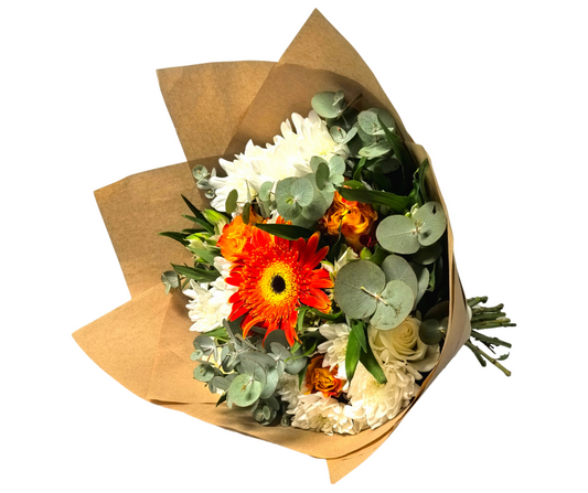 Centre of Beauty Bouquet - Jihaans Flower Emporium