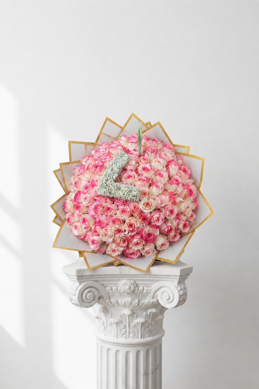 100 Stem Roses (with one Letter)  - Choose your own Colour